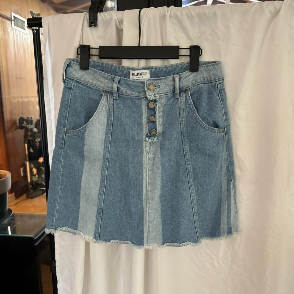 William Rast by Justin Timberlake  Women’s denim striped mini skirt size 26